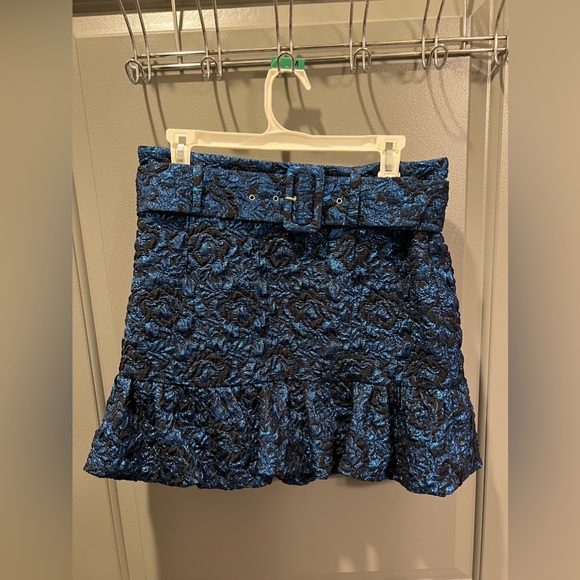 Zara Ruffle Skirt Festive Collection - Picture 2 of 5